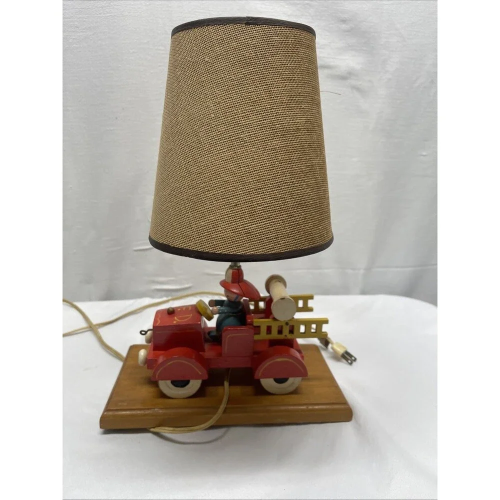 VTG 1972 Wooden Nursey Children's Room Lamp with Original Shade Fire Truck WORKS